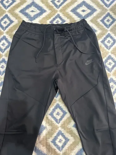 Calça Nike Woven