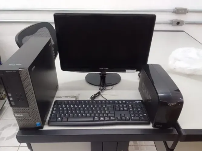COMPUTADOR DELL OPTIPLEX 3020 + MONITOR SAMSUNG + TECLADO