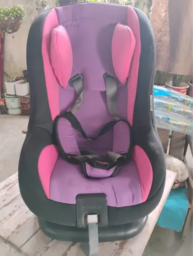 Vendo assentos automotivo para criança 