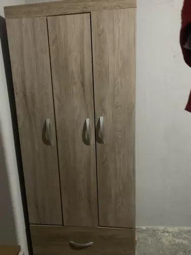 Vende-se guarda roupa de pequeno