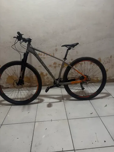 Bicicleta audax BIC. HAVOK NX A ARO-29 TM:17 INOX/LARANJA INOX/LARANJA