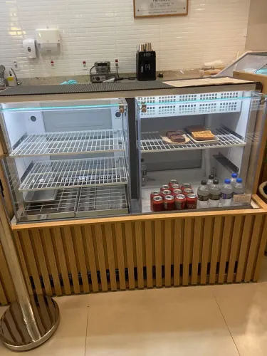 Vitrine expositora quente/frio