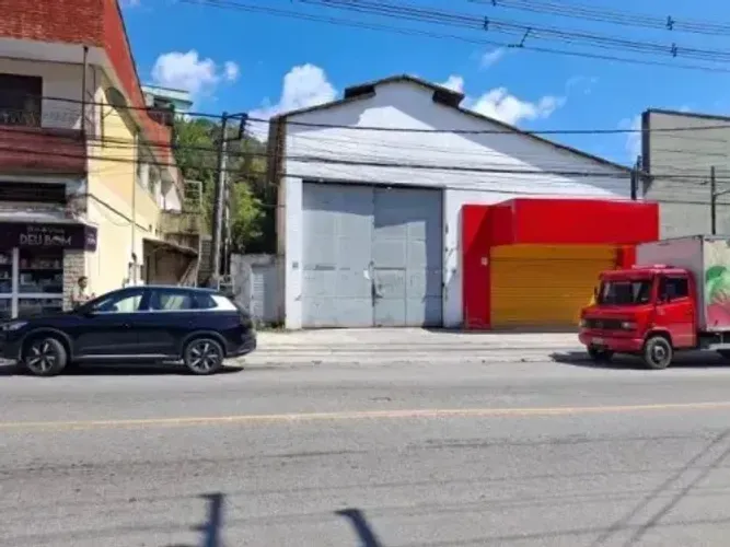 Galpão Bingen, 1.200 m² - Industrial, Comercial, entrada carretas, oportunidade - Petrópo