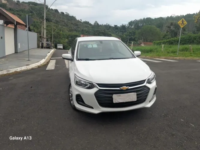 Chevrolet Onix Plus LT 1.0 12V Flex Mec. 4P 2023
