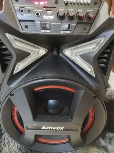 Caixa Amvox alto falante de 12 polegadas.