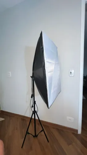 SOFTBOX/RINGLIGHT COM TRIPÉ
