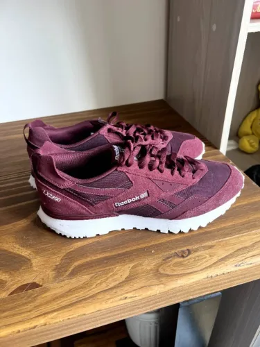 Tênis Reebok LX2200 Vinho/Bordô 44 ? Pouquíssimo uso