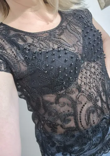 Blusa em tule bordado para festa