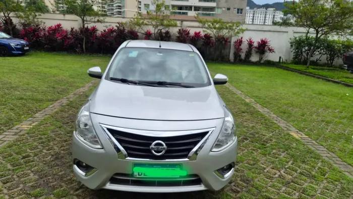 Nissan Versa SL 1.6 16V Flexstart 4P Aut. 2020