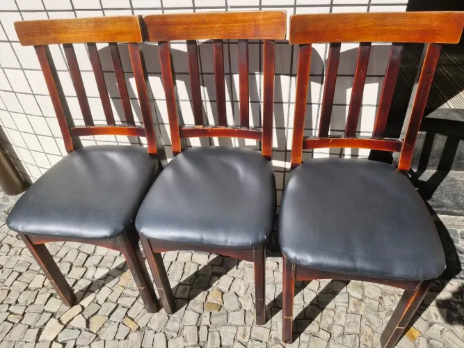 10 Cadeiras Estofadas para Restaurante