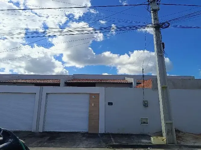 Casa no BUENOS AIRES em Horizonte/CE - Caixa *3661