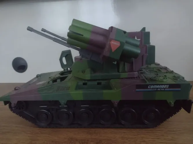 Tanque De Guerra Comandos em Ação 1988