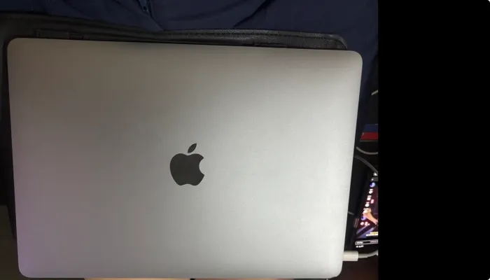 Macbook air M1 8gb 256ssd 13,3