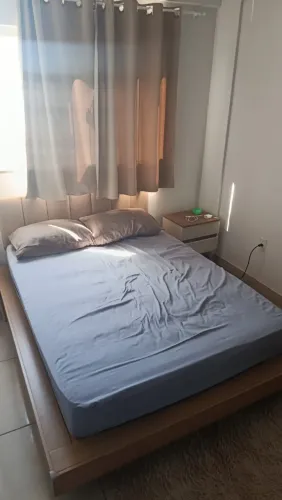 Cama Flutuante Casal em MDF Cor Carvalho