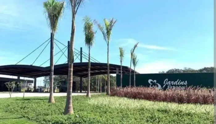 Imóvel para venda com 734 metros quadrados em Jardins França - Goiânia - GO