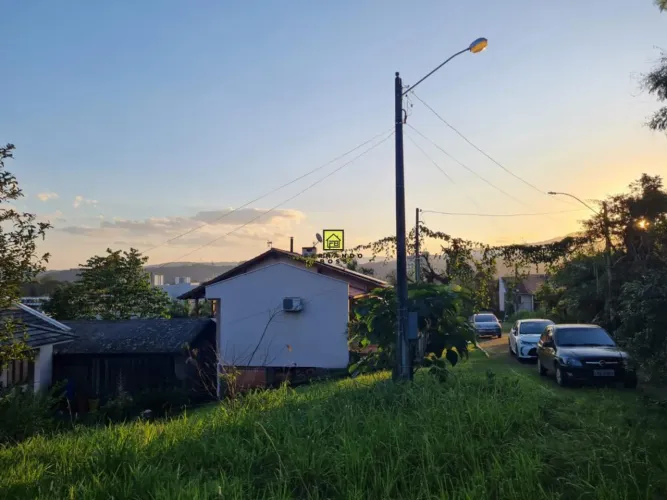 Terreno de 1.200m² à venda no Centro de Igrejinha apenas R$ 270.000,00 - Confira! Ref.:151
