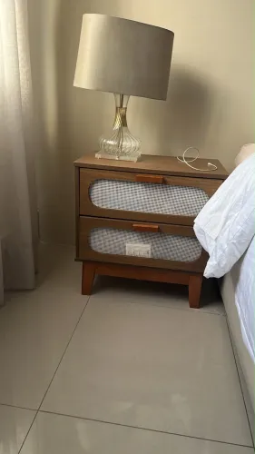 Dois criados mudos da Madeira Madeira.