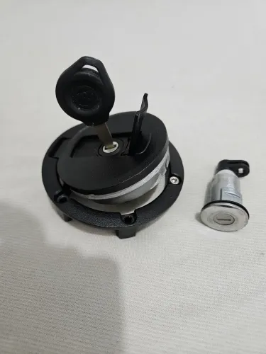 Tampa tanque Himalayan 450