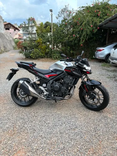 CB 500F ESTADO DE ZERO KM