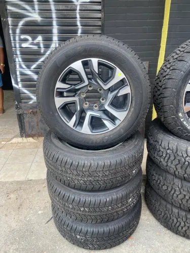 Rodas e pneus Hilux diamond 2026 originais disponíveis 