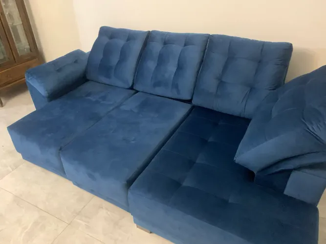 Sofá retrátil azul