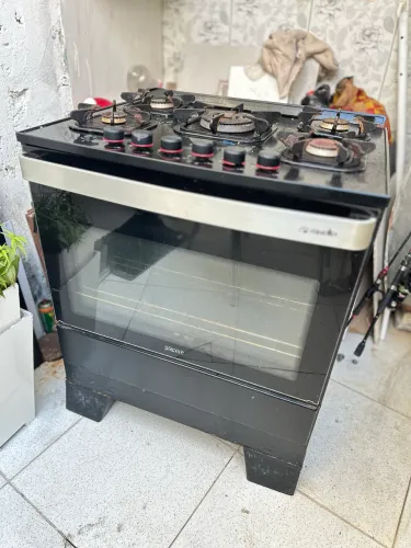 VENDO ESSE FOGÃO 5 BOCAS