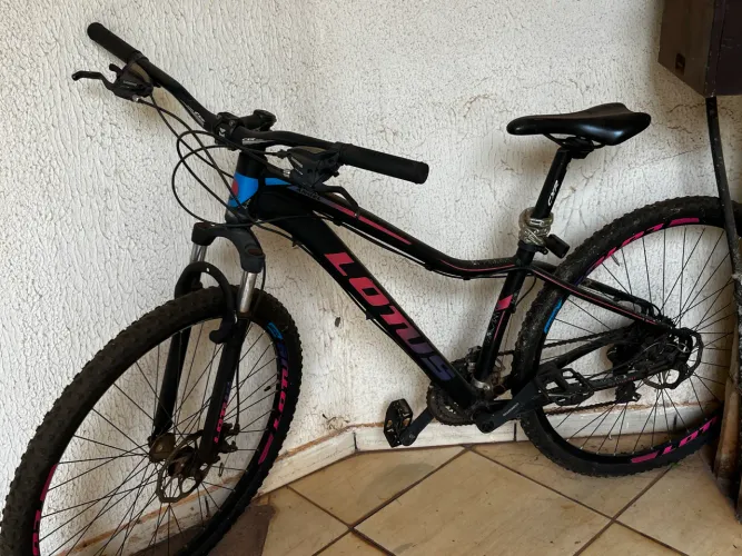 Bike Lotus Angel Aro 29 Feminina - Freio a Disco e Suspensão