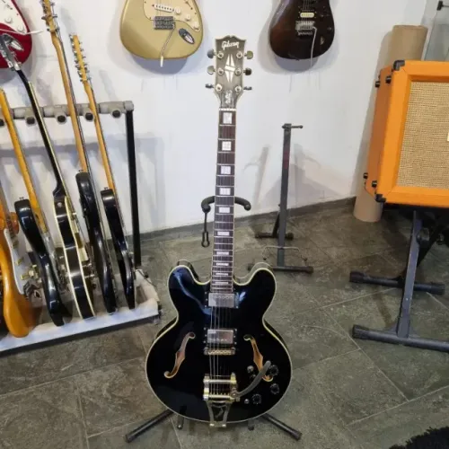 Guitarra Gibson ES335 Custom Keith Richards China (Musicalvo)