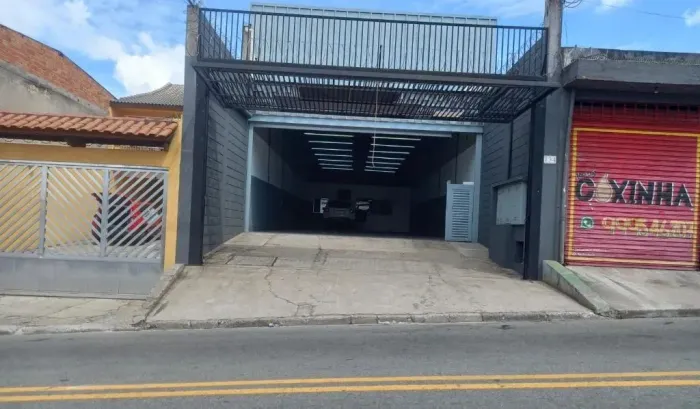 Barracão comercial à venda na Vila Santa Terezinha, Carapicuíba
