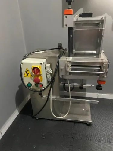 Máquina La Monferrina - Produção de Massas Recheadas (100kg/h)