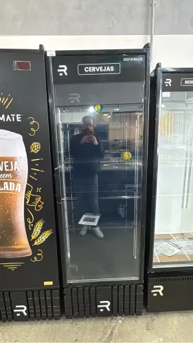 Cervejeira 570 Litros Visa Cooler Preta Porta Vidro Refrimate