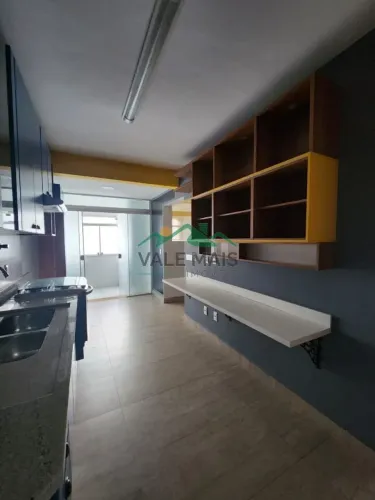 Apartamento com 3 dormitórios à venda, 115 m² por R$ 780.000,00 - Vila Paraíba - Guarating