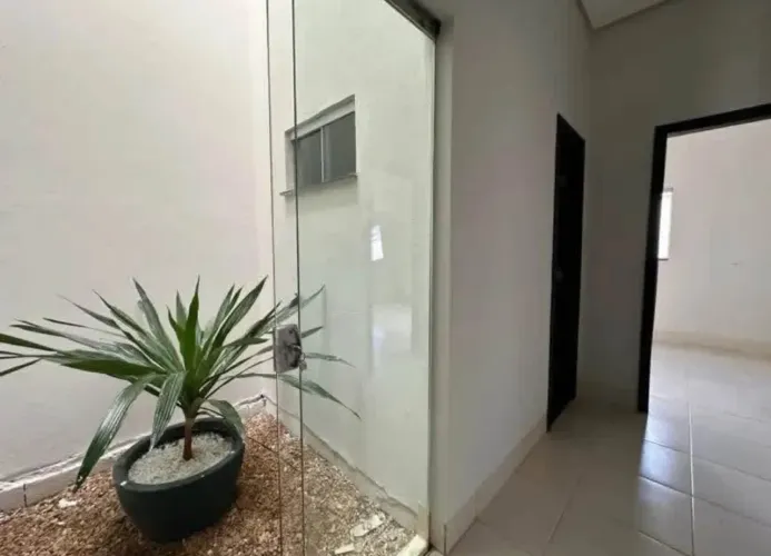 Vende-se casa no Parque Iracema 