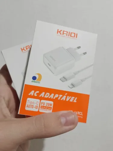 Carregador Kaidi PD 20W + Cabo Tipo-C/Lightning - Novo