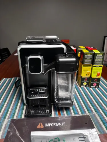 Cafeteira três corações barista S22