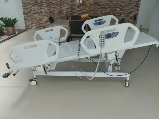 Alugo CAMA HOSPITALAR MOTORIZADA