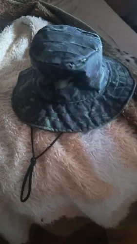 Chapéu camuflado 