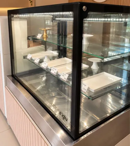 Vitrine Refrigerada | Balcão Frio | Expositor 
