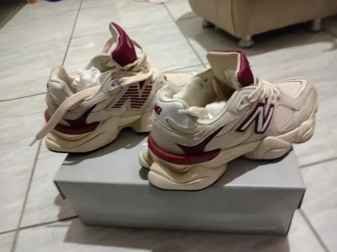Pa d tenis novo