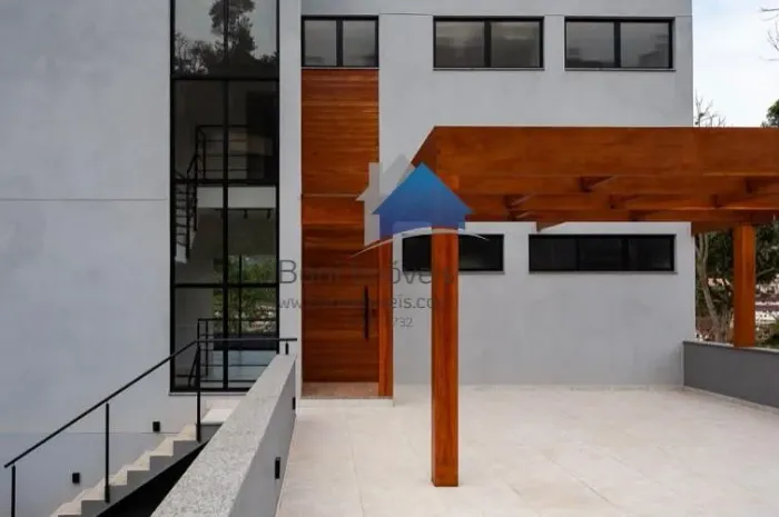 Casa para Venda em Nova Friburgo, Cônego, 3 dormitórios, 1 suíte, 4 banheiros, 4 vagas