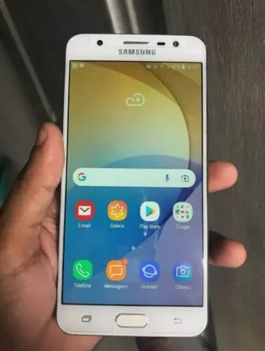 Galaxy J5 Prime - Quad-core 1.4GHz + 2GB RAM + 32GB de Armazenamento