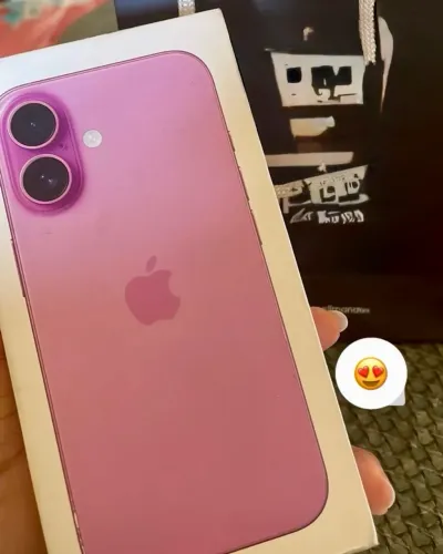 iPhone 3000