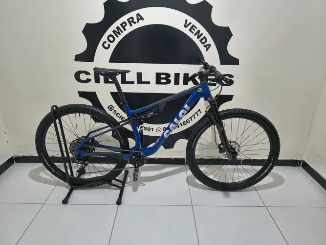 Vendo Caloi elite full carbono aro 29 tamanho 19 top demais fazemos entrega !