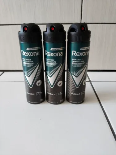 Desodorante Rexona Invisível (3 unidades).