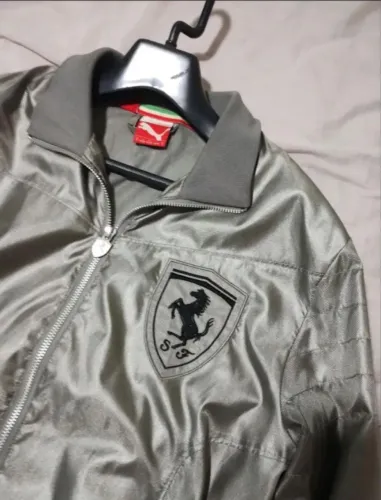Jaqueta Original da Puma Edição Especial da Ferrari