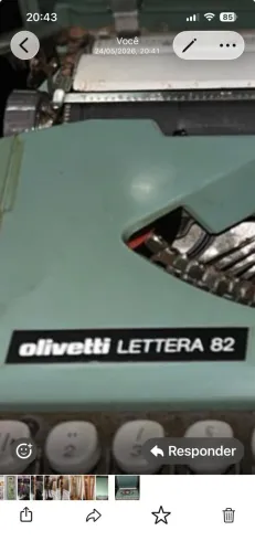 Maquina de escrever Olivette Lettera 82. Funcionando