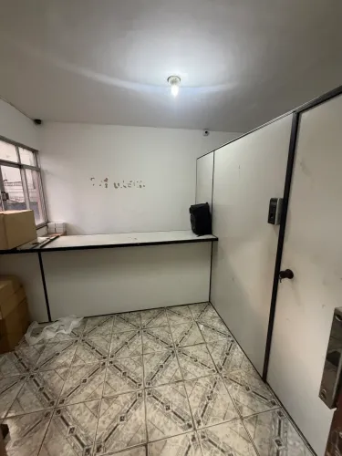 Divisória Completa para Escritório e Lojas com Portas e Balcão