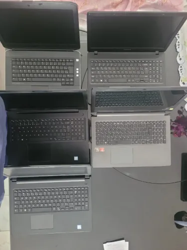 LOTE 05 NOTEBOOKS VARIADOS