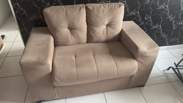 Sofá 2 lugares 