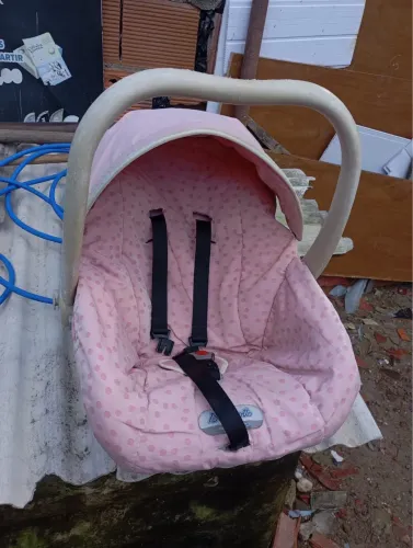 Vende-se capa para bebê conforto 
